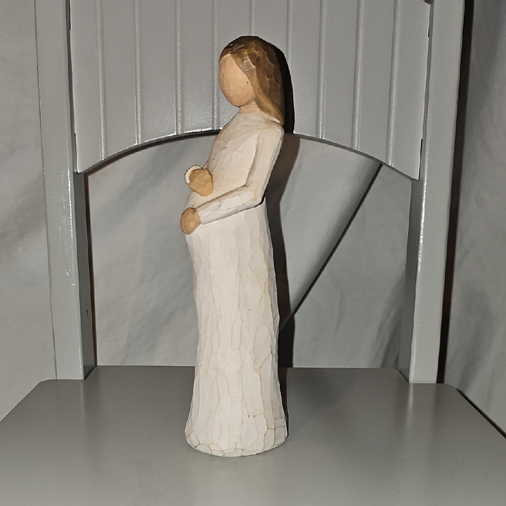 Willow Tree Cherish Figurine